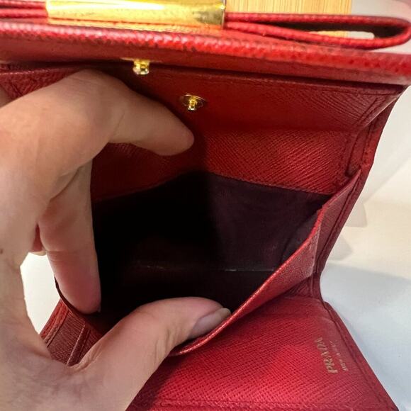 Authentic PRADA Saffiano Lux Leather Tri-Fold Wallet Red with Bow - Picture 7 of 11